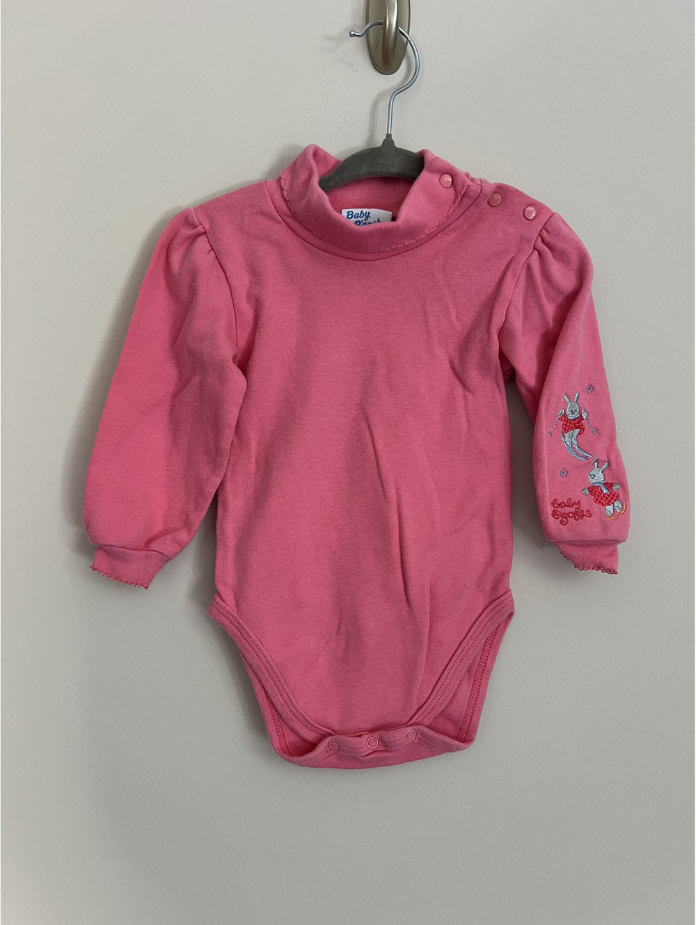 Vintage OshKosh Bunny Winter Embroidery Long Sleeve Bodysuit
